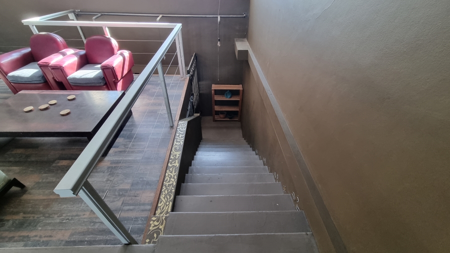 To Let Commercial Property for Rent in Woodstock Western Cape